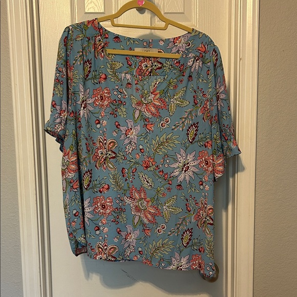LOFT Tops - LOFT Floral Print Blouse in Blue and Pink